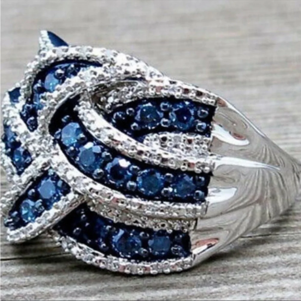 New 925 Sterling Silver Diamond Ring - Picture 2 of 2